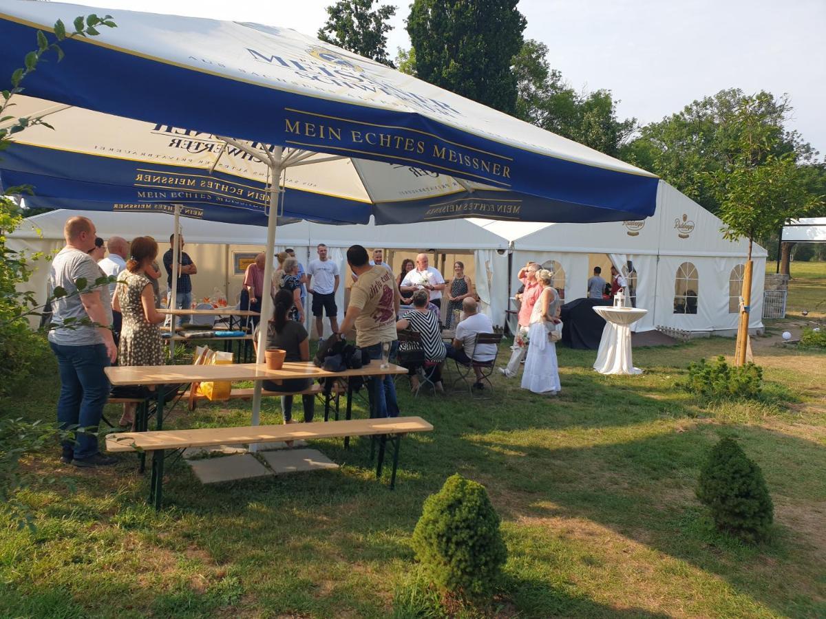 Hotel Alttolkewitzer Hof Dresden Luaran gambar