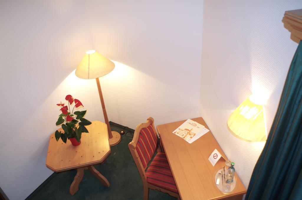 Hotel Alttolkewitzer Hof Dresden Luaran gambar