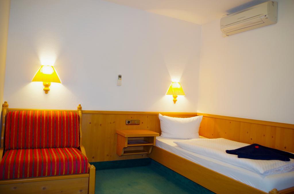 Hotel Alttolkewitzer Hof Dresden Luaran gambar